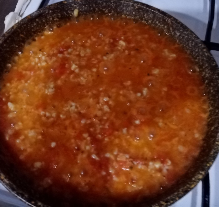 готовим булгур с томатом